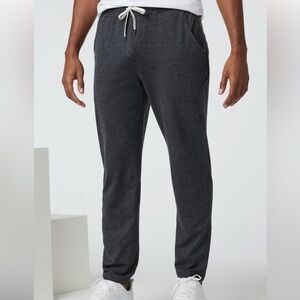 Vuori Men's Pants size small